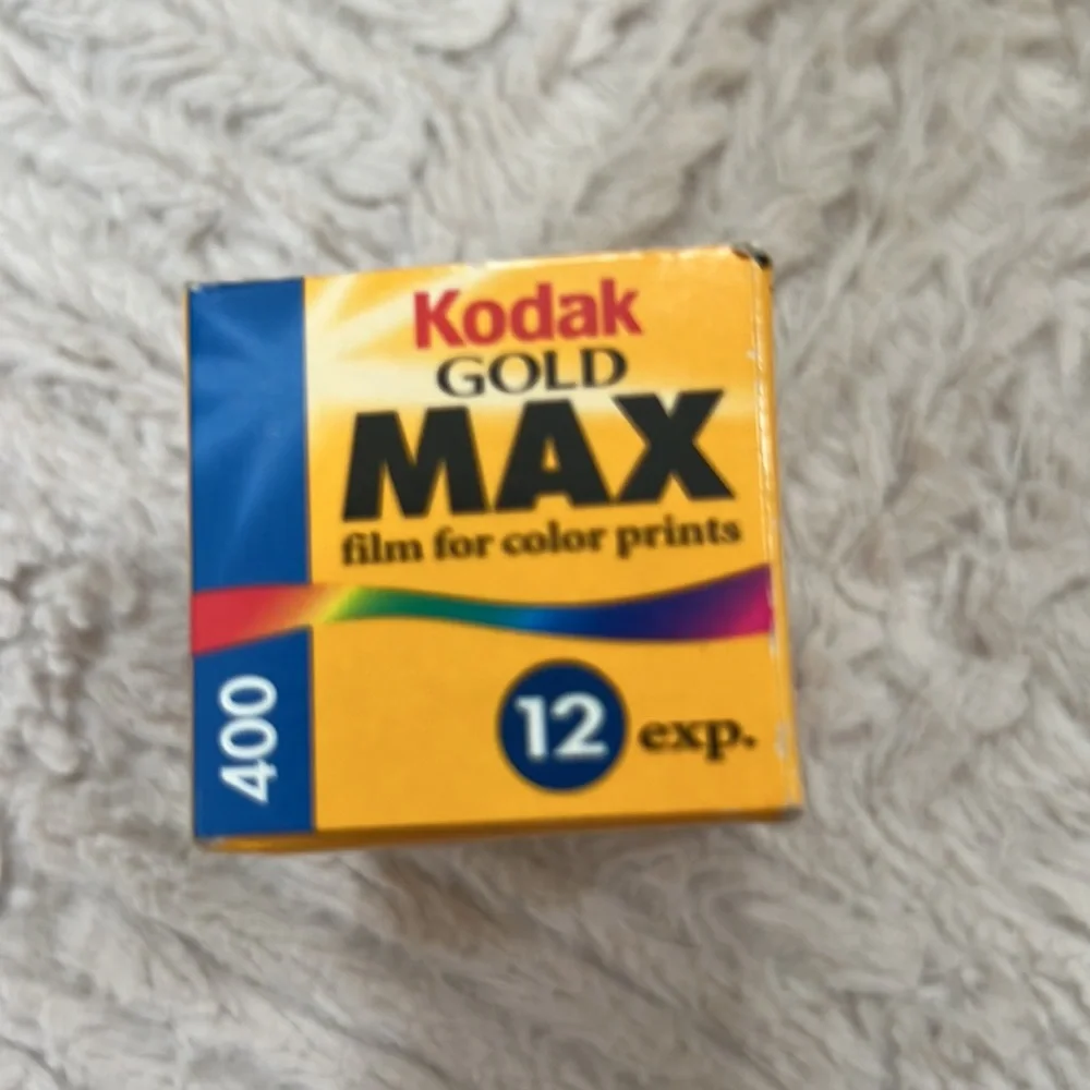 Kodak Gold Max 400 12 exp. film - new in box, vintage expired